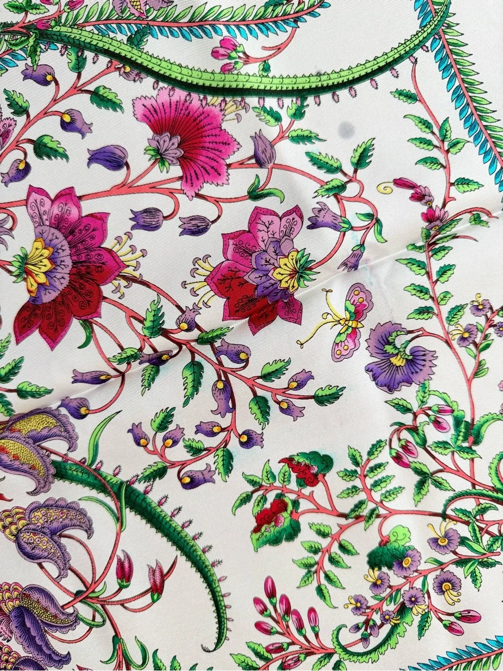 Gucci authentic scarf